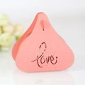 Boîte à dragées rose en forme de goutte avec découpe laser Love et motif de cœur - Rose