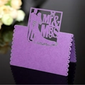 Segnaposto matrimonio viola tagliato al laser Mr & Mrs con glitter e sagoma di sposi - Viola scuro