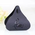 Boîte à dragées noire ajourée Love pour mariage avec design élégant en papier - Noir