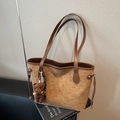 Brown faux suede tote bag with embossed bear patterns and plush bear keychain - Khaki With Pendant