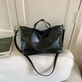Vintage black high-capacity tote bag with wrinkled texture and golden lettering - Black without Pendant
