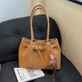 Sac cabas marron en daim synthétique avec boucle et breloque ours pour le quotidien - Brun (Avec Pendentif)