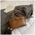 Retro brown leather handbag and crossbody bucket bag with elegant gold hardware - Brown No Pendant