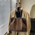 Retro frosted dark brown leather tote bag with large capacity for women commuting - No Pendant / Brown