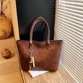 Borsa tote retrò marrone scuro in similpelle con ciondolo a perline per ufficio - Marrone (Con Ciondolo)