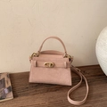 Kleine Vintage-Umhängetasche in Altrosa mit Goldverschluss und verstellbarem Riemen - Rosa