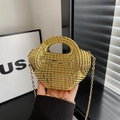 Mini borsa a catena dorata con trama metallica modulare e manico tondo da donna - Oro
