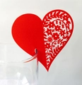 Eleganti segnaposti rossi a forma di cuore tagliati al laser per decorazioni di nozze - Rosso Perlato