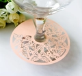 Carte papillon ajourée découpée au laser rose poudré pour décoration de mariage - Rose