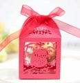 Caja de dulces de búho rojo cortada con láser con cinta para fiestas de cumpleaños - Rojo Perlado