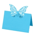Détail du marque-place papillon découpé au laser en bleu clair pour décoration de table - Bleu Ciel