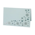 Détail macro des motifs flocon de neige découpés au laser sur carton bleu clair - Bleu Clair