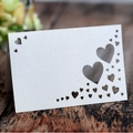 Marque-place cœur découpé au laser blanc nacré avec paillettes pour mariages - Blanc