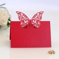 Élégant marque-place papillon rouge découpé au laser en papier perlé scintillant pour mariage - Rouge Perlé