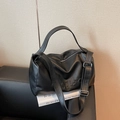 Borsa tote nera grande capacità con trama a rilievo Love105°C e tracolla larga - Nero