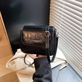 Sac bandoulière noir plissé brillant pour téléphone avec bandoulière réglable femme - Noir sans Pendentif