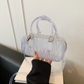 Schicke gesteppte PVC-Gelee-Umhängetasche mit transparentem Griff und Golddetails - Klar Transparent