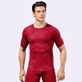 Ensemble de compression rouge pour hommes avec texture 3D en nid d'abeille et short - S / Rouge