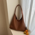 Bolso hobo marrón en cuero trenzado de gran capacidad con correa reforzada - Marrón
