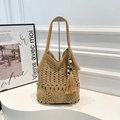 Borsa tote beige all'uncinetto con nappe bohémien e motivi floreali ricamati - Cachi
