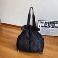 Sac à dos noir minimaliste en nylon avec cordon de serrage et deux poches zippées - Noir Petit