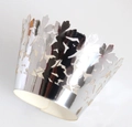 Silver laser-cut leaf pattern cupcake wrapper with metallic mirror finish - 5cm / Reflective Silver
