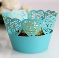 Detail of light blue laser-cut heart pattern cake wrappers with gold foil dessert inside - 5cm / Tiffany Blue
