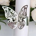 Rond de serviette papillon argenté avec motifs floraux ajourés pour décoration - Argent Réfléchissant