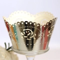Pirottino per cupcake oro champagne tagliato al laser con motivi floreali a rosa - Argento Riflettente