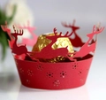 Moldes para cupcakes rojos cortados con láser con motivos de renos y copos de nieve - Rojo Perlado