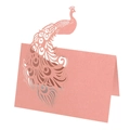 Segnaposto pavone dettagliato in carta perlata rosa con taglio laser per tavolo nozze - Rosa