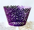 Dunkelviolette Muffinförmchen mit Laser-Cut-Spitzenmuster für Kuchendekoration - 5*5*8CM / Dunkellila