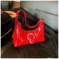 Borsa sottobraccio retrò in pelle verniciata rossa con fibbia argento e finitura lucida - Rosso
