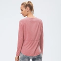 Women's long sleeve breathable quick-dry yoga top in dusty rose with curved hem - S / Pink