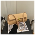 Bolso de hombro minimalista de charol albaricoque con elegante cierre de herradura dorado - Caqui