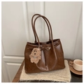 Dark brown retro tote bag with a cute teddy bear charm and metal buckle detail - With Pendant / Brown
