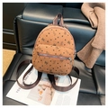 Mini zaino marrone in velluto a coste con stampe di cuori e orsi per l'inverno - Marrone