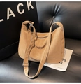 Retro khaki large tote bag in cracked leather texture with adjustable shoulder strap - Milk Tea Apricot