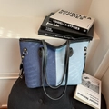 Grand sac cabas en jean patchwork bleu avec surpiqûres et rivets dorés élégants - Épissage Bleu Foncé (Style 3)