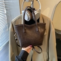 Sac seau en cuir texturé marron foncé avec poignées et bandoulière réglable - Sans Pendentif / Café
