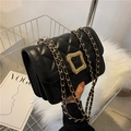 Bolso bandolera negro acolchado chic con cierre dorado y elegante correa de cadena - Negro