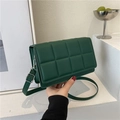 Bolso bandolera acolchado minimalista verde oscuro con correa ajustable y plata fina - Verde