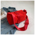 Borsa a tracolla casual in nylon rosso con cinghia regolabile e fibbia decorativa - Rosso