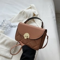 Borsa a tracolla trapuntata marrone caramello con chiusura dorata vintage - Cachi