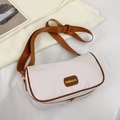 Schicke beige Umhängetasche mit Rautensteppung und verstellbarem braunem Schultergurt - Ohne Anhänger / Braun