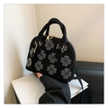 Bolso de ante negro con patrón de diamantes de diamantes de imitación y detalles dorados - Negro