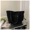 Bolso tote minimalista de pana negra con bolsillo de cremallera y gran capacidad - Negro