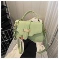 Bolso de mano cuadrado verde fruta con hebilla dorada y cadena de moda para mujer - Verde