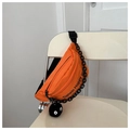 Borsa a tracolla in tela arancione con catena nera e simpatico ciondolo in peluche - Arancione Con Pendente