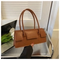 Sac à bandoulière rectangulaire marron en cuir synthétique avec détail vague - Marron